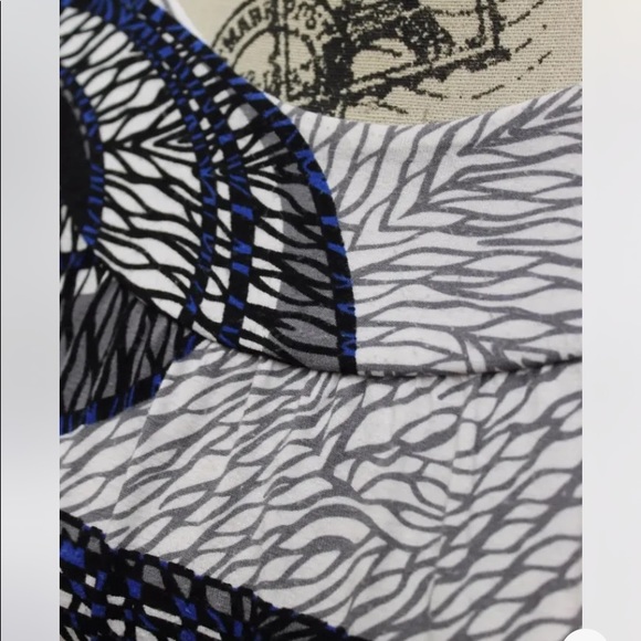 BCBG Max Azria Women Shirt Dress Long Sleeve Graphic Print White Blue Fitted XS - Picture 2 of 12